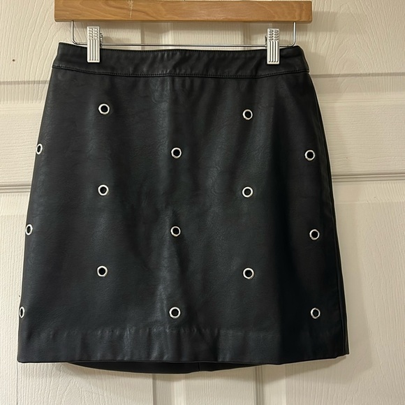 Black Mini Leather H&M Skirt - Picture 1 of 4